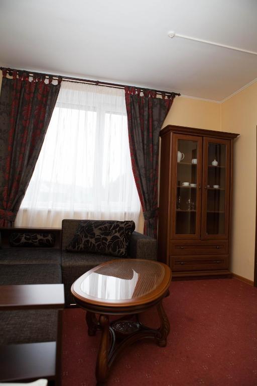 Ялинка Готель Vyshkiv Quarto foto